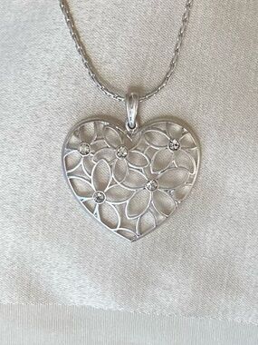Park Lane Silver Floral Heart Necklace